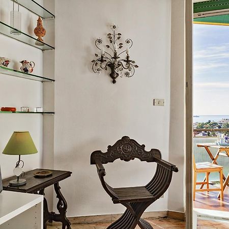 Homey Seaview Apartment By Wonderful Italy Генуа Екстериор снимка