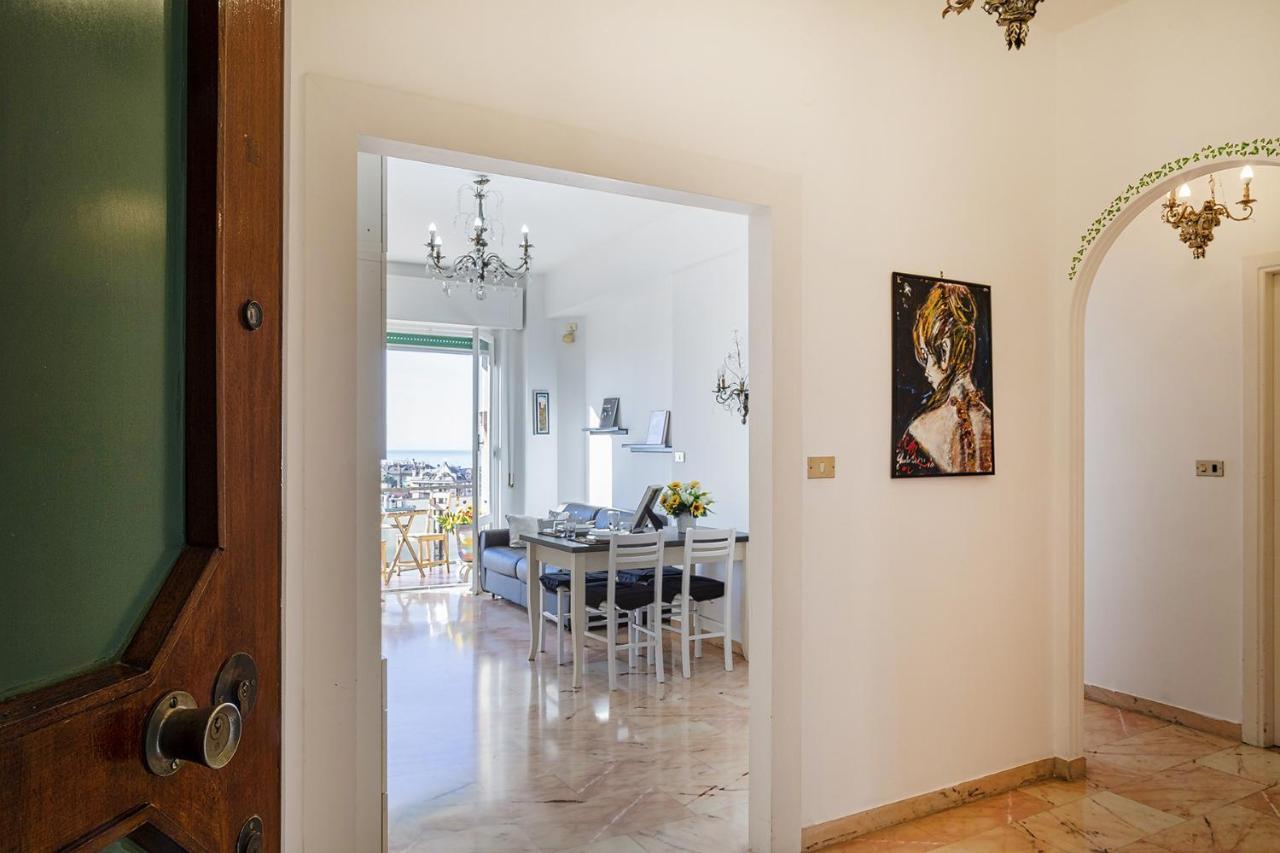 Homey Seaview Apartment By Wonderful Italy Генуа Екстериор снимка